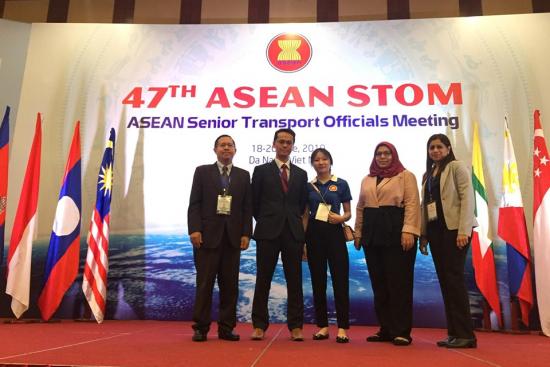 Hình ảnh Đoàn GV, HSSV trường Cao đẳng GTVT TW V phục vụ tổ chức Hội nghị Quan chức cấp cao Giao thông vận tải ASEAN lần thứ 47 (STOM 47)