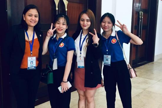 Hình ảnh Đoàn GV, HSSV trường Cao đẳng GTVT TW V phục vụ tổ chức Hội nghị Quan chức cấp cao Giao thông vận tải ASEAN lần thứ 47 (STOM 47)