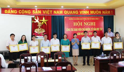 HỘI NGHỊ CÔNG TÁC GVCN-CVHT NĂM HỌC 2017-2018