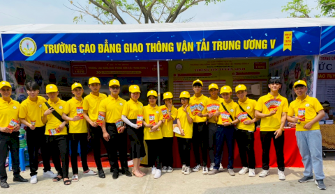 NGÀY HỘI TƯ VẤN, TUYỂN SINH GIÁO DỤC NGHỀ NGHIỆP CHO HỌC SINH NĂM 2023