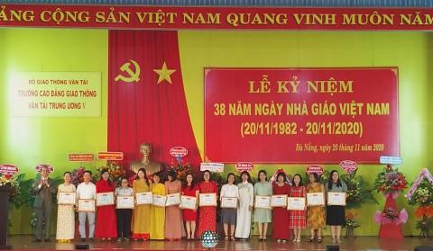 Trường Cao đẳng Giao thông vận tải Trung ương V kỷ niệm 38 năm ngày nhà giáo Việt Nam 20/11/2020.